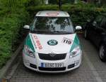 Skoda Fabia 2 Werbefahrzeug des Skoda-Autozentrums Dsseldorf. Aufgenommen am 28.08.2009 in Erkrath. Ich wrde mich freuen, wenn ihr auch meine Skoda-Modellauto-Homepage auf www.skoda-modelle.de besucht. 
