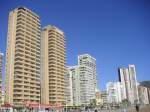 Ein Blick vom Strand auf die Bausnden in Benidorm.....
wenigstens ist der Himmel schn blau......
Aufnahme im Oktober 2008