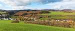Farbenfrohe Wlder und Hecken nahe meinem Heimatort Erpeldange. Noch sind viele Farben an den Bumen zu erkennen. 09.11.2025  