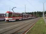 Tw 170 und noch zwei weitere Wagen am 09.08.09 im Betriebshof Neu Schmellwitz .
