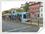 Niederflurwagen der Linie 5 zum Zoopark an der Haltestelle Wendenstrasse, Erfurt Oktober 2009
