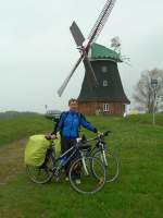 Bei diesigem Wetter verste uns ein Mhle kurz nach Wismar die Fahrt.
(Mai 2006)