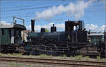 150 Jahre Emmentalbahn.

E 3/3 853 der Jura-Simplon und Ed 3/3 3 'Langnau' der Emmentalbahn (im Bild) rangieren im Bahnhof Burgdorf den Sonderzug in die Abstellgruppe. Mai 2025.